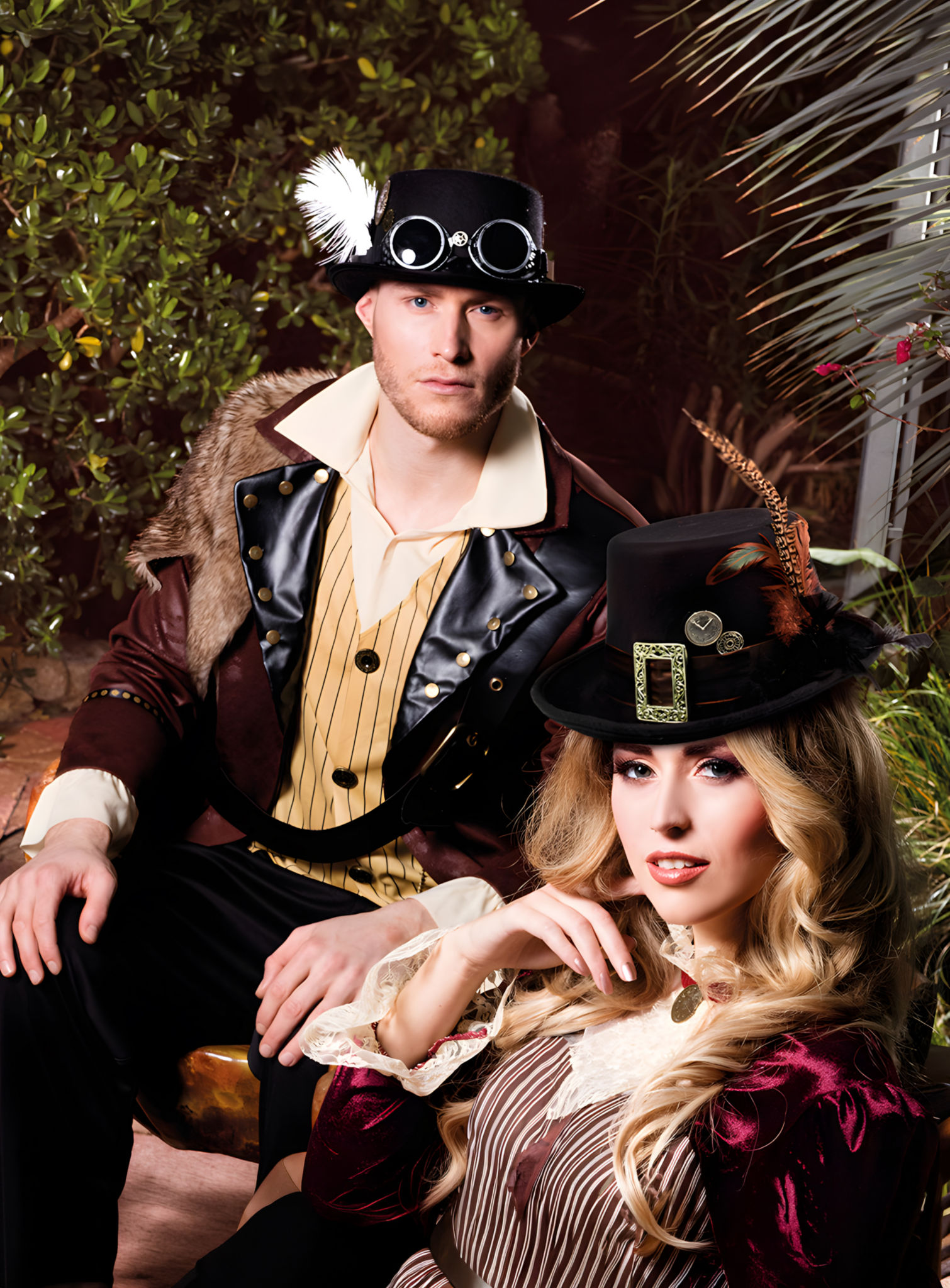 Gefiederter Steampunk Hut