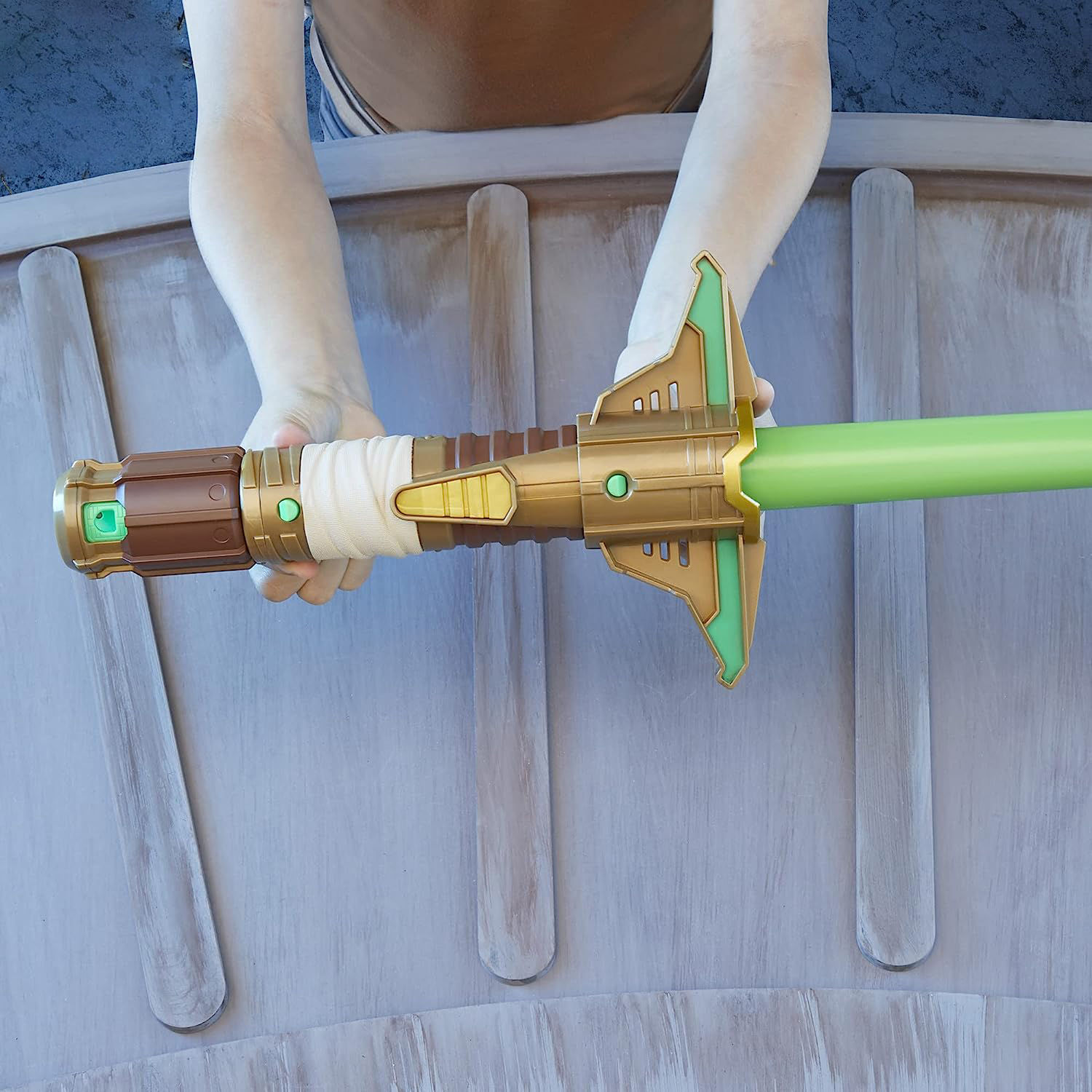 Star Wars Lightsaber Forge Yoda ausfahrbares grünes Lichtschwert