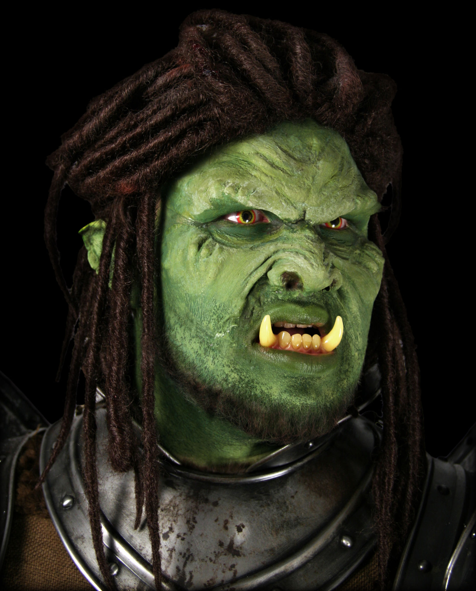 Ork Halbmaske aus Latex mit Mastix