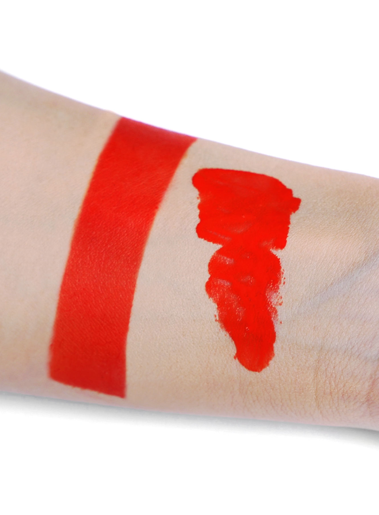 aqua make-up rot Hagebutte Wasserschminke