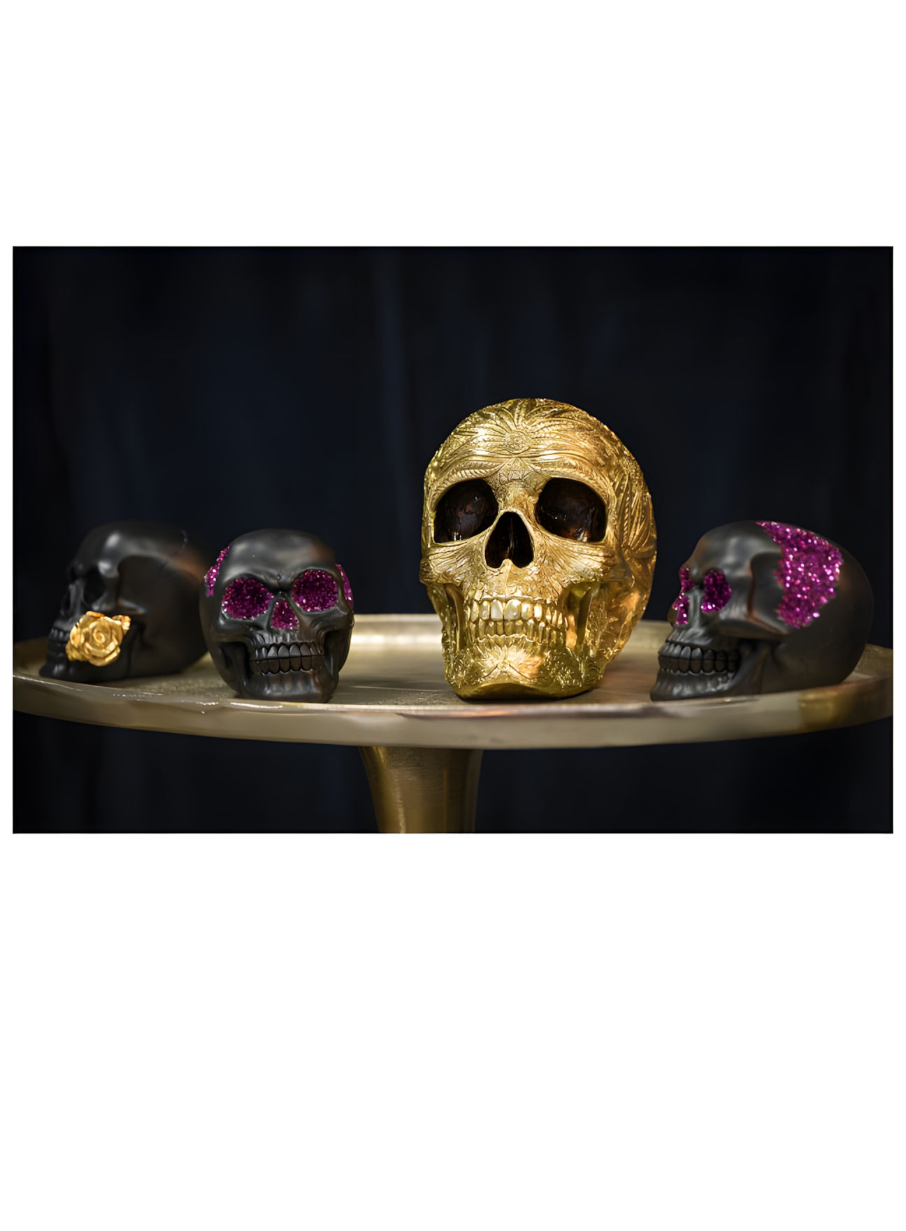 Schedel van barokhars, goudkleurig – Halloween-decoratie 25 cm