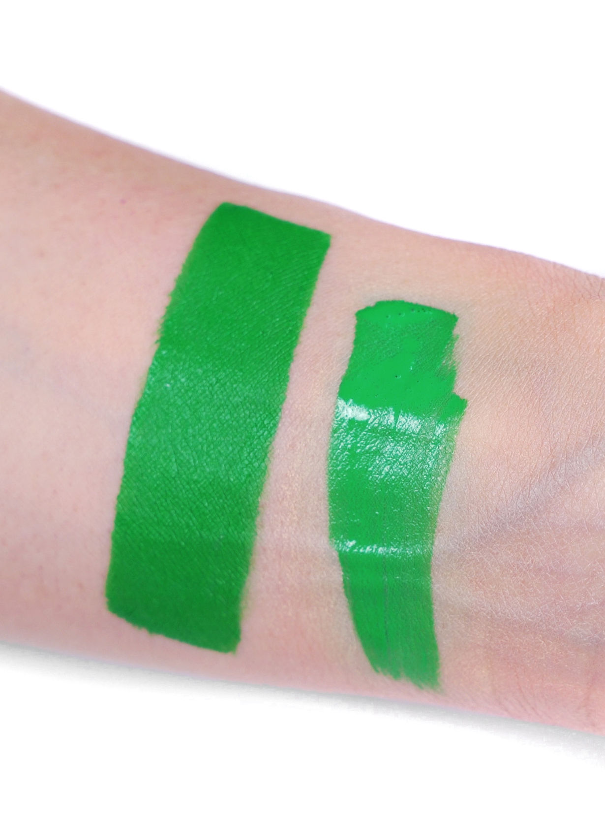 aqua make-up grün Gras Wasserschminke