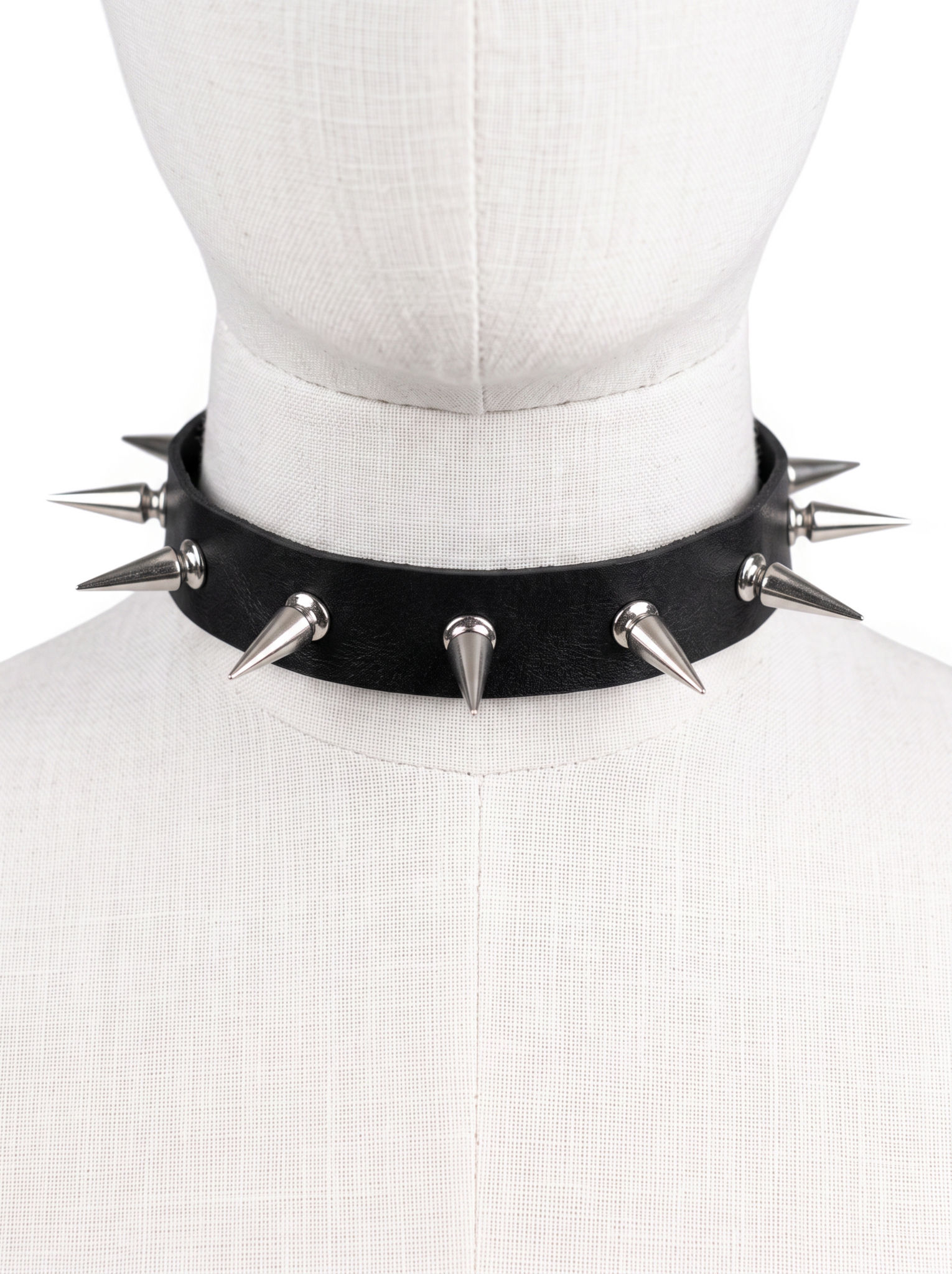 Halsband Nietenkranz