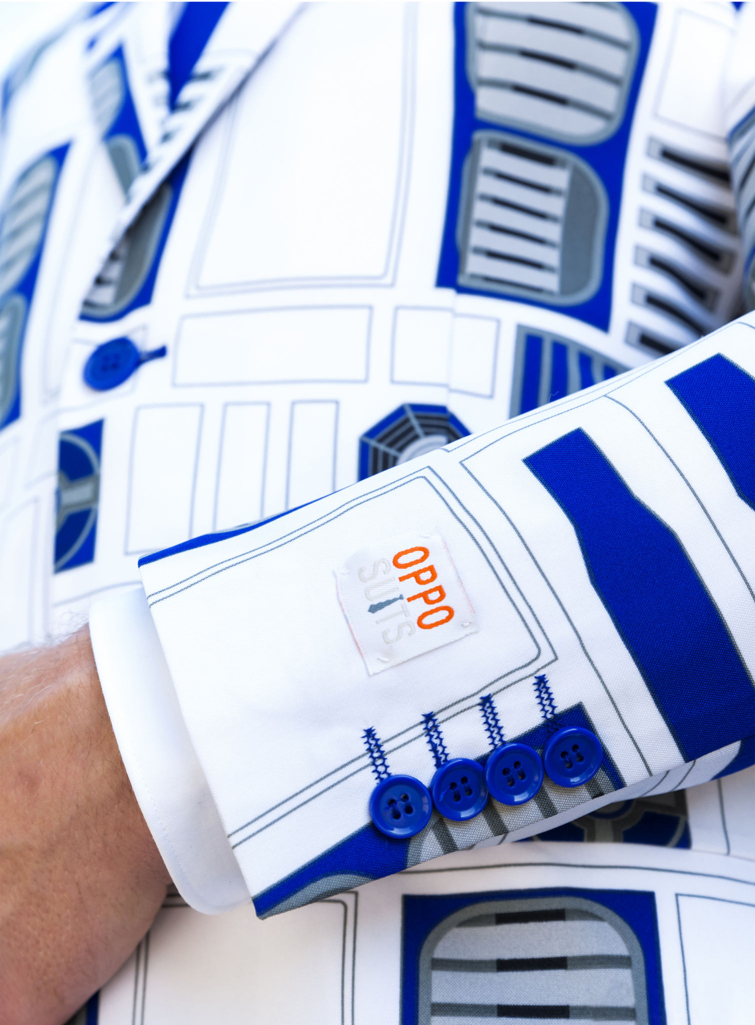 OppoSuits R2D2 Anzug