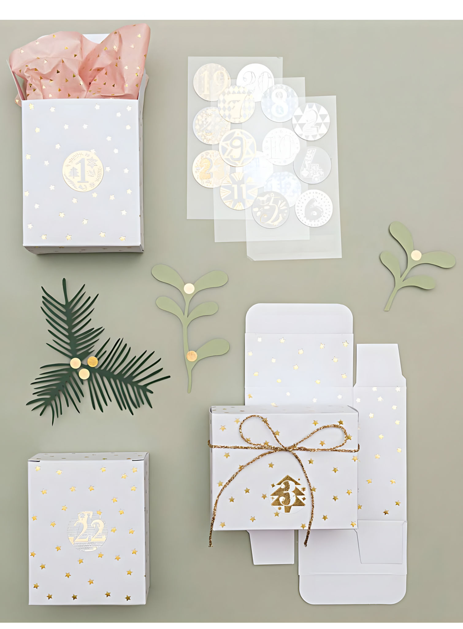 24 adventskalenderdoosjes – gouden sterren