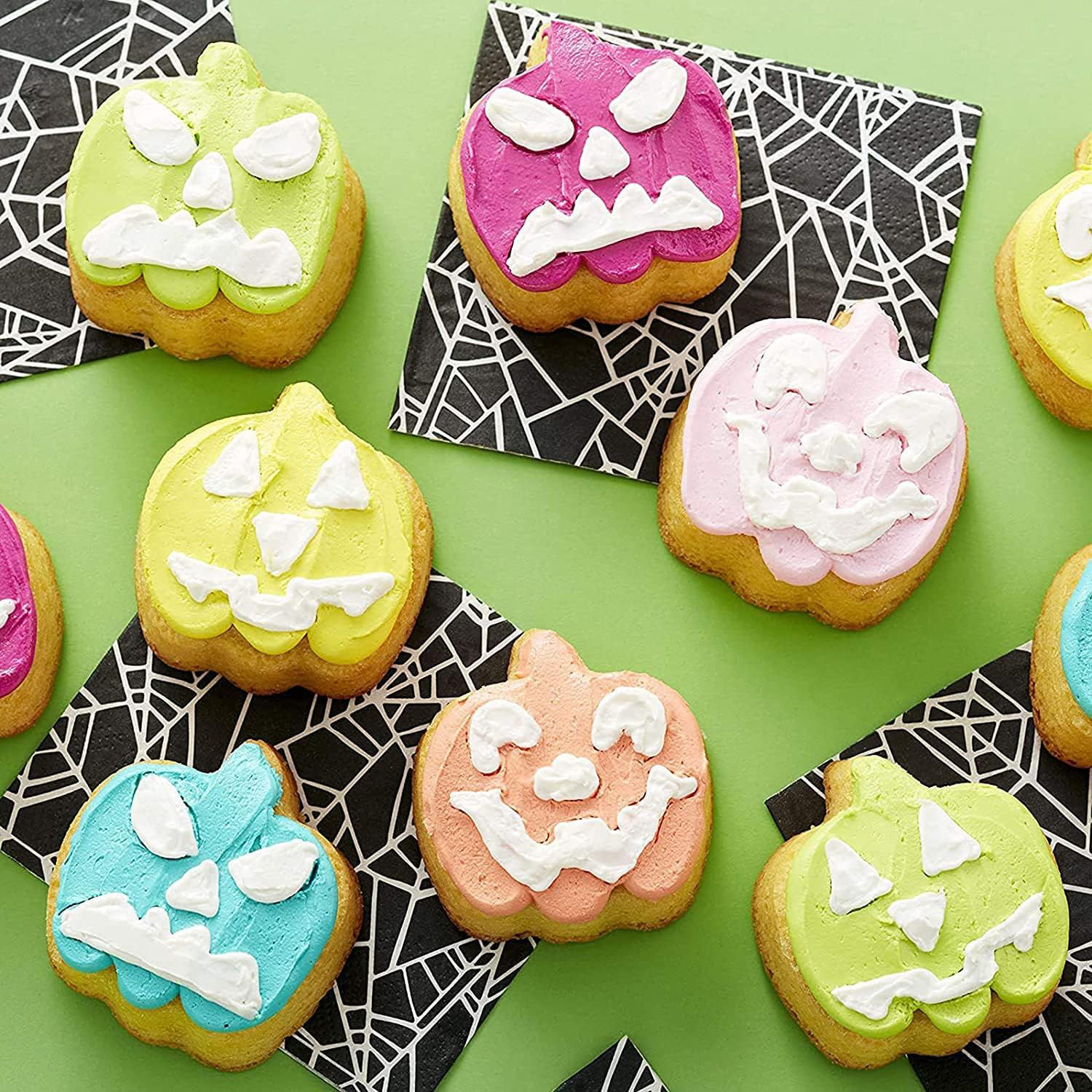 Kürbis Muffins Silikonform für kleine Kuchen, Kekse, Schokolade und zum Backen 6-fach